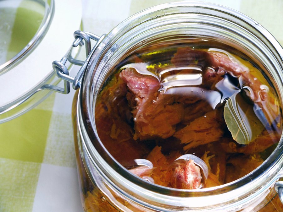 Homemade tuna in olive oil